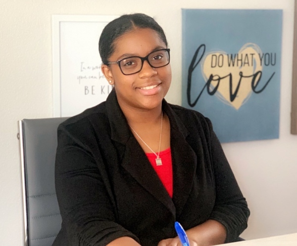 Alyssa Ellis, scholarship recipient