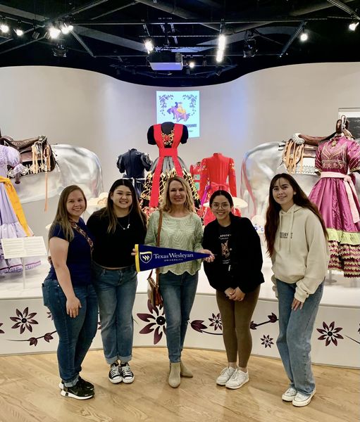 Students at the Cowgirl museum