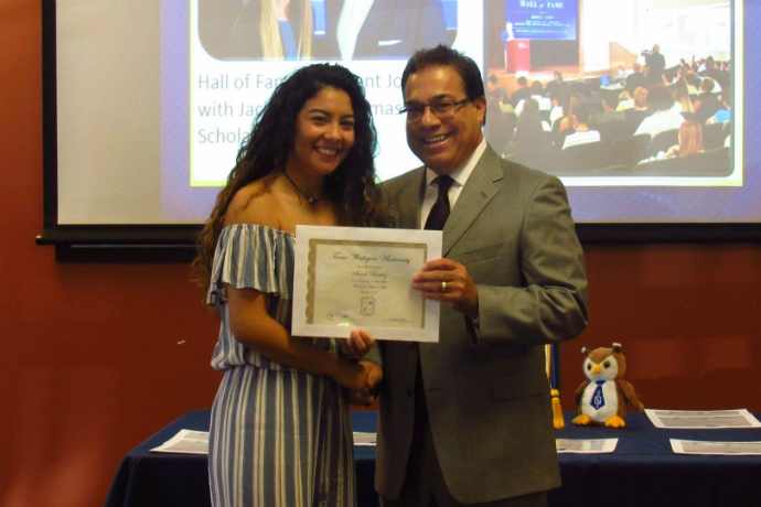 School of Business student receives award during the Spring 2018 Dean's List ceremony.