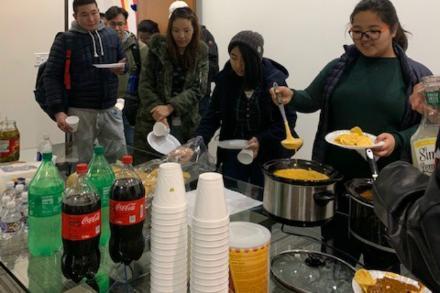 The Transfer Project held a Nacho Night to promote networking between majors.