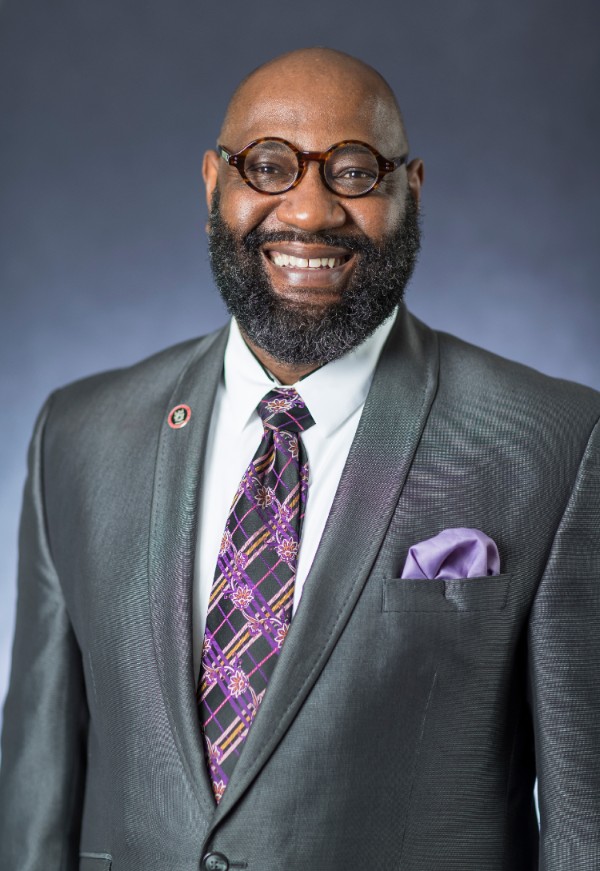 Photo of Earnest Thomas, assistant principal at the Leadership Academy at John T. White Elementary