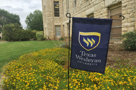 Texas Wesleyan Garden Flag